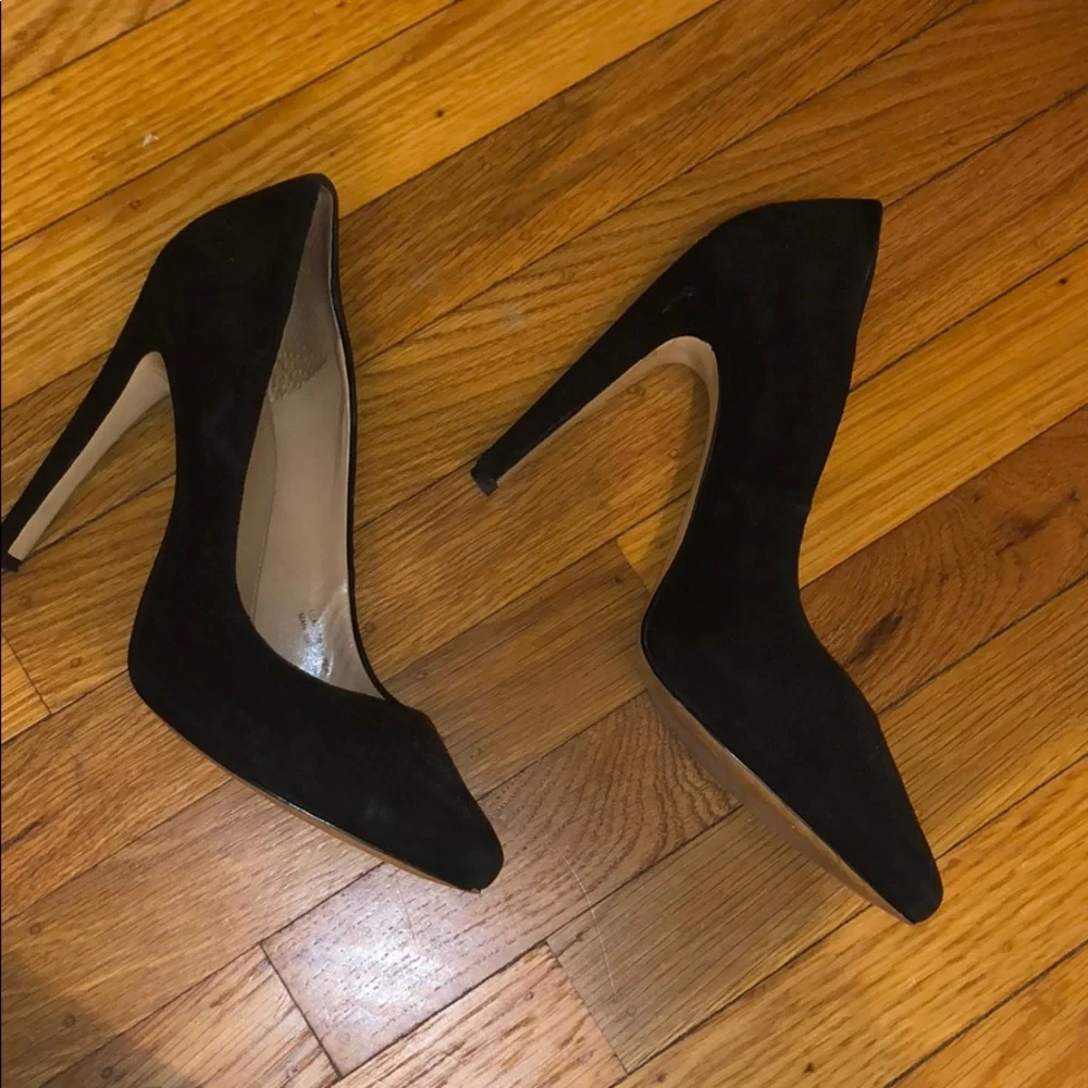 Via Spiga Classic Black Heels - Picture 6 of 12